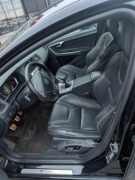 Volvo S60 13 of 14