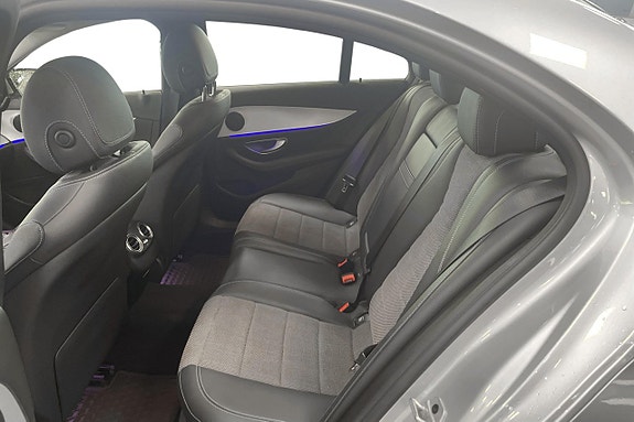 Mercedes-Benz E 220 d 10 of 11