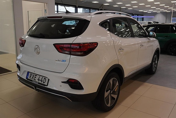 MG ZS 5 of 10