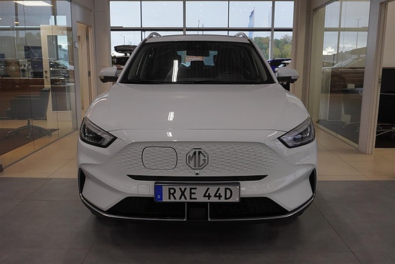 MG ZS 3 of 10