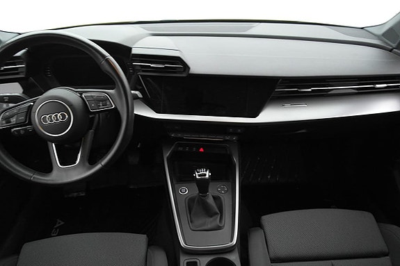 Audi A3 8 of 23