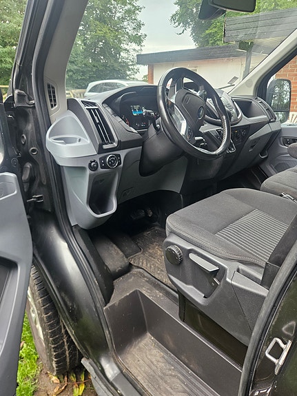 Ford Transit 4 of 7