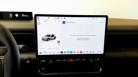 Hyundai Ioniq 3 12 of 12