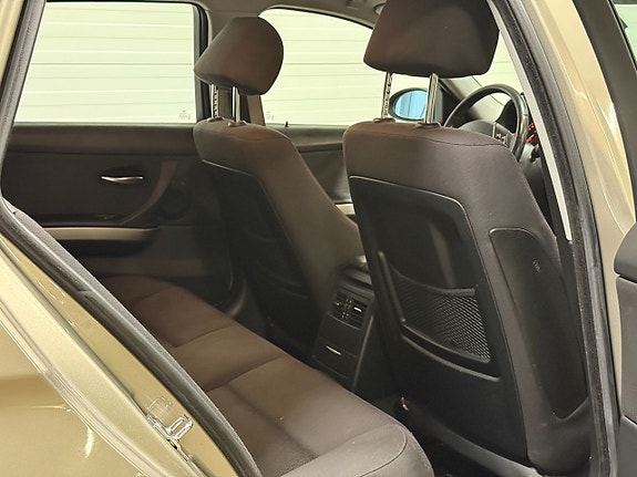 BMW 318d 12 of 16
