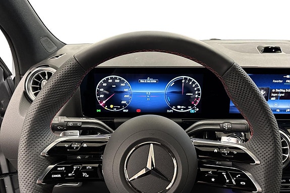 Mercedes-Benz GLA 250 e 12 of 24