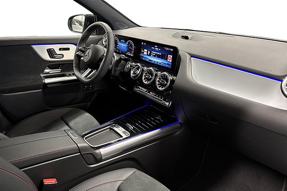 Mercedes-Benz GLA 250 e 9 of 24