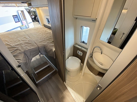 KABE Van 690 ALDE/Dragkrok/190hk/Mercedes 14 of 25