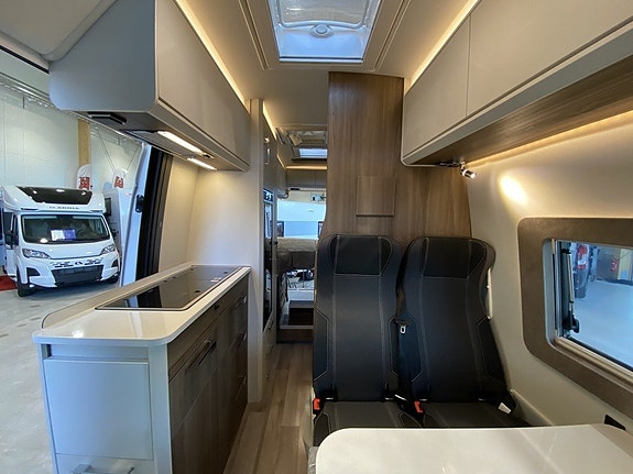 KABE Van 690 ALDE/Dragkrok/190hk/Mercedes 9 of 25