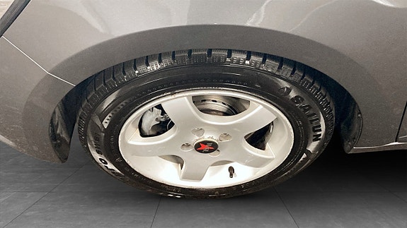 Renault Clio 9 of 11