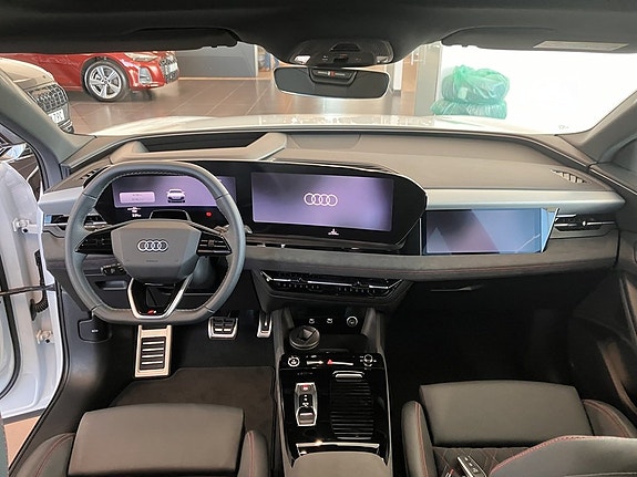 Audi Q6 e-tron 13 of 19