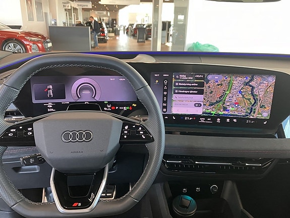 Audi Q6 e-tron 14 of 19