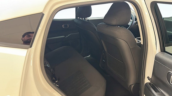 Hyundai Ioniq 3 5 of 12