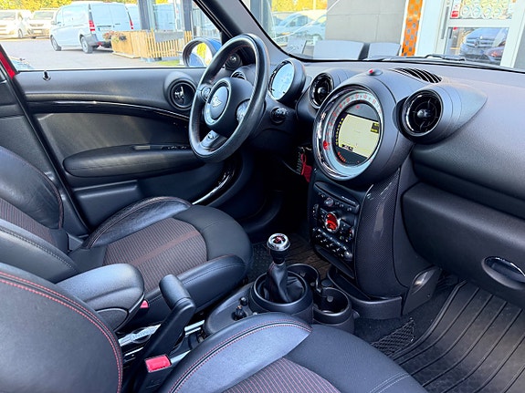 MINI John Cooper Works 17 of 24