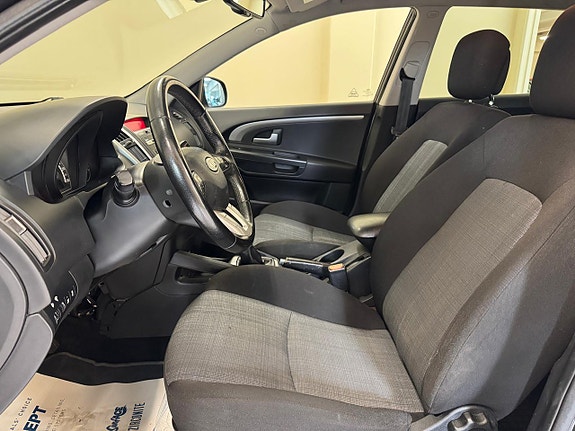 Kia Ceed 6 of 8