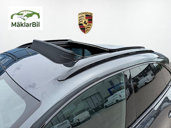 Porsche Macan 4S 5 of 12