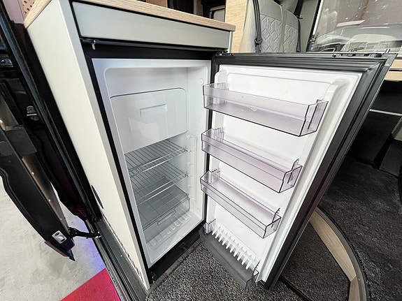 Knaus Boxtime 630 /Drag/AC bodel/Solcell x2/Litium x2/Aut 180hk/Inverter 13 of 24
