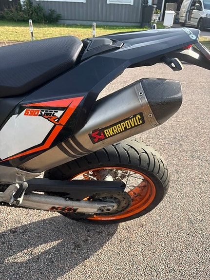 KTM KTM 690 SMC R (30KW) 2 of 5