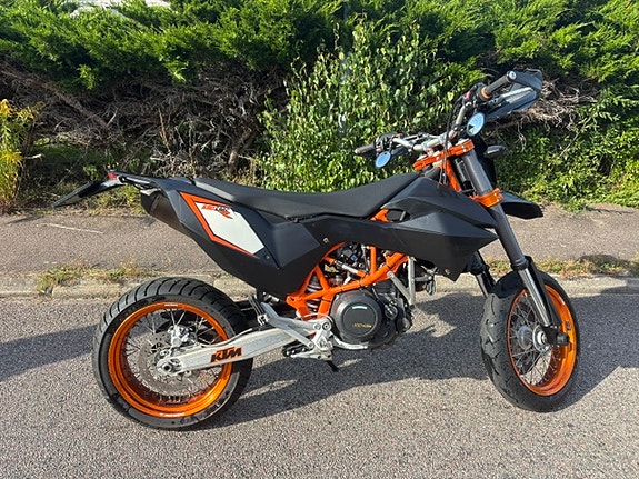 KTM KTM 690 SMC R (30KW) 3 of 5