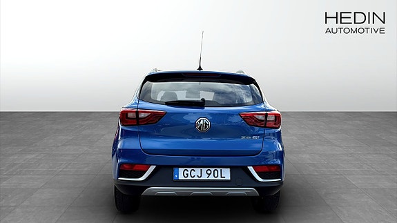MG ZS 7 of 12