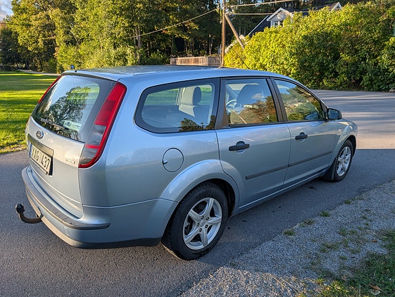 Ford Focus 3 of 12