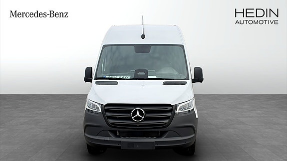 Mercedes-Benz Sprinter 317 8 of 11