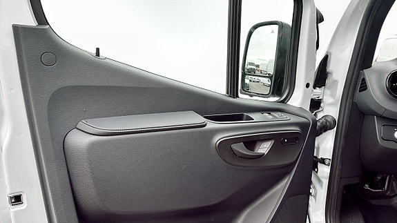 Mercedes-Benz Sprinter 317 11 of 11