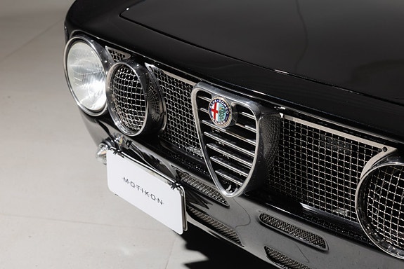 Alfa Romeo GT 12 of 29