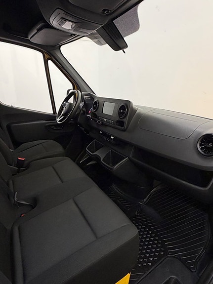 Mercedes-Benz Sprinter 315 13 of 13