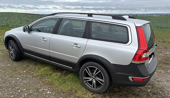 Volvo XC70 3 of 4