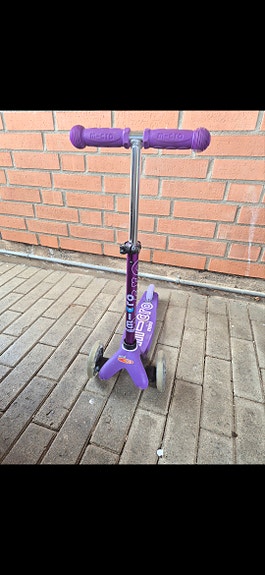 Product image 1 of 3