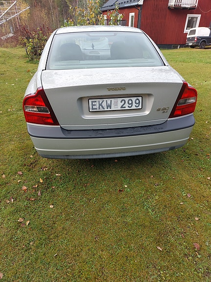 Volvo S80 3 of 9