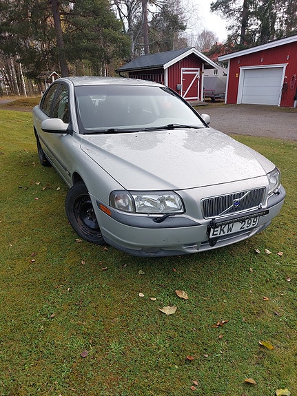 Volvo S80 2 of 9