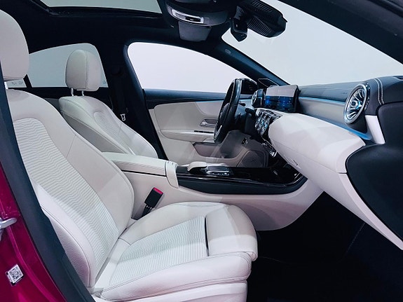 Mercedes-Benz CLA250 e 6 of 23