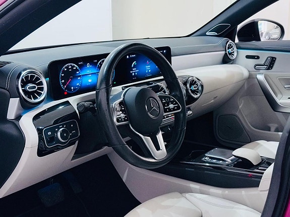 Mercedes-Benz CLA250 e 9 of 23