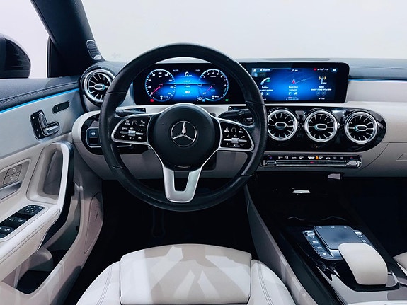 Mercedes-Benz CLA250 e 21 of 23