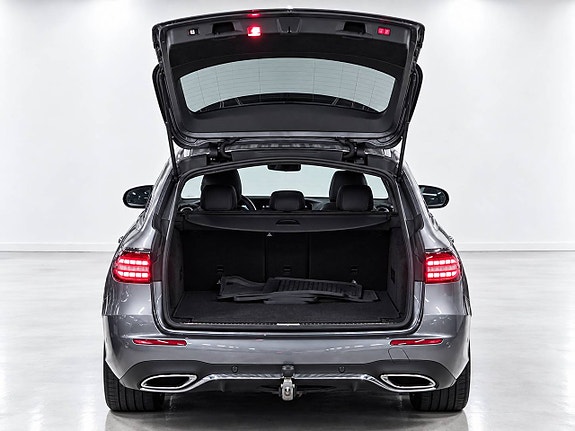 Mercedes-Benz E220 d 29 of 30