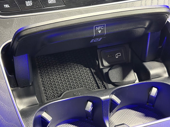 Mercedes-Benz E220 d 27 of 30