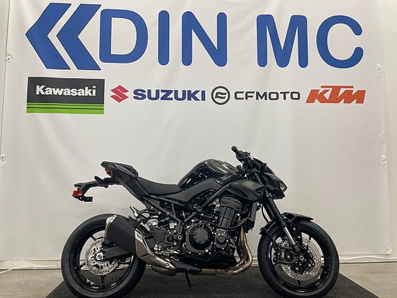 Kawasaki Z900 "Fabriksny hoj 2027"