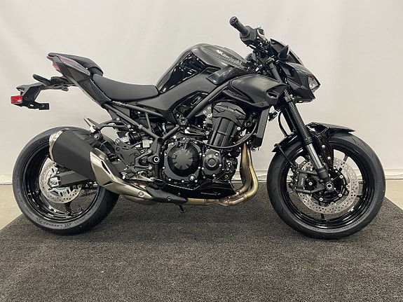 Kawasaki Z900 "Fabriksny hoj 2027" 2 of 5