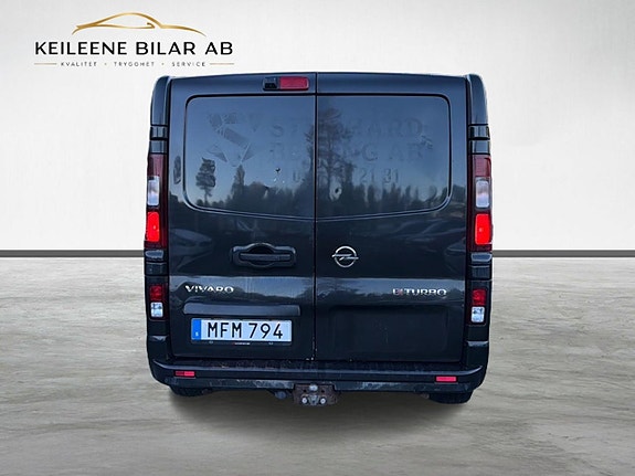 Opel Vivaro 6 of 23