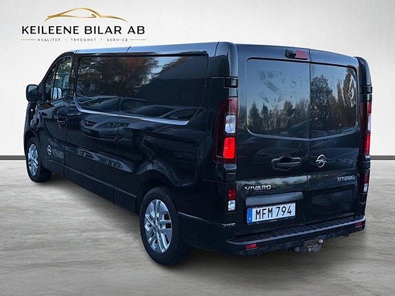 Opel Vivaro 8 of 23