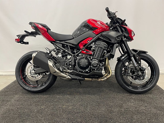 Kawasaki Z900 "Fabriksny hoj 2027" 2 of 9