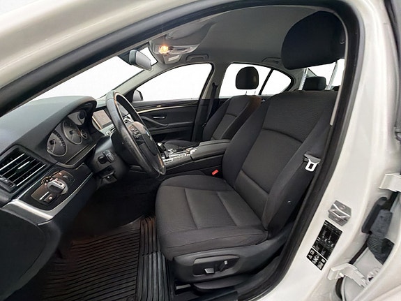 BMW 520d 12 of 30