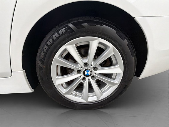 BMW 520d 29 of 30