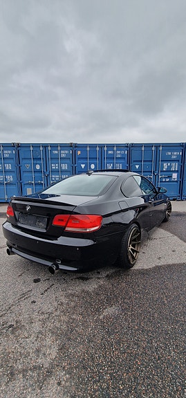 BMW 335i 6 of 10