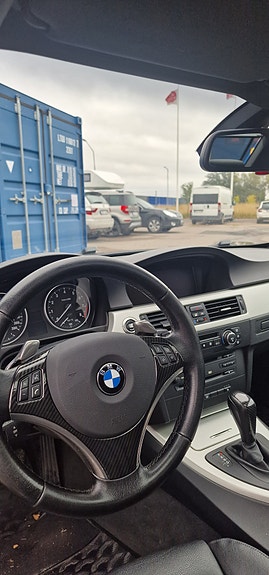 BMW 335i 7 of 10