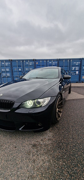 BMW 335i 2 of 10
