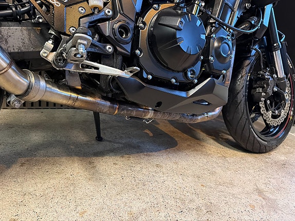 Kawasaki Z900 10 of 14