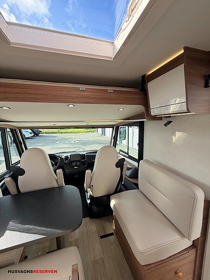 Pilote G740GJ 12 of 26