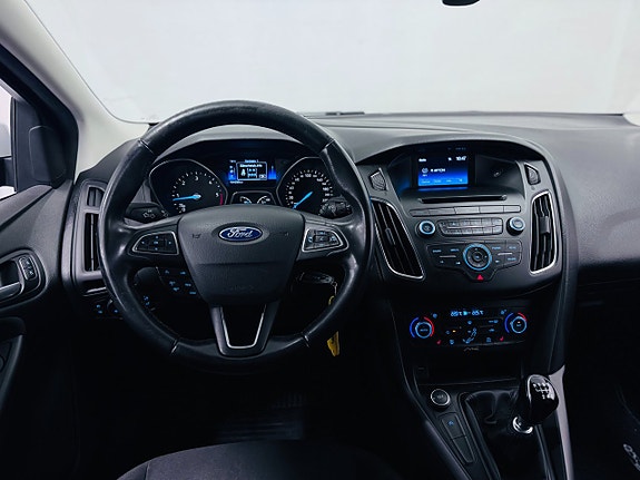 Ford Focus 15 of 17
